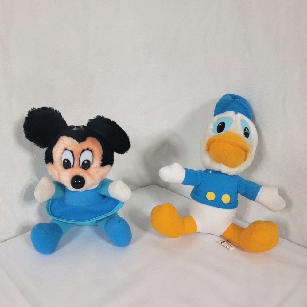 Walt Disney Mickey's Christmas Carol Lot with Donald and Minnie Mouse Plush